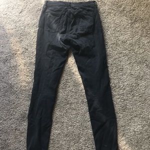 Black ripped skinny jeans